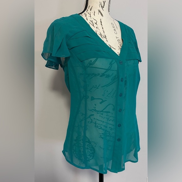💎💎 East 5th Sheer Blouse - Emerald Green, Short Sleeve V-Neck 💎💎 - Picture 3 of 11